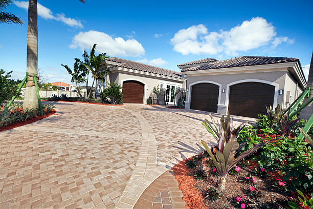 Best Professional Driveway Pavers  in Lakeway, TX
